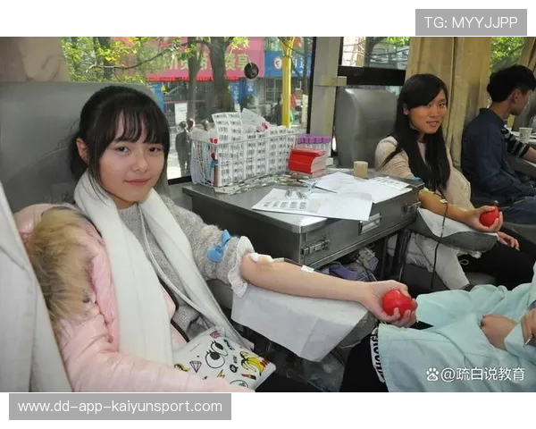 学生称献血才得假 校方回应：完全自愿、不影响军训，学生献血有钱吗