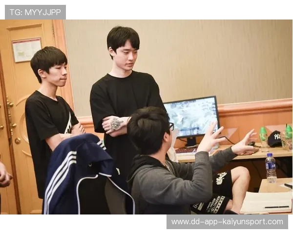 电竞运动员营养补充与饮食安排原则,电竞运动员训练时间 电竞运动员营养补充与饮食安排原则,电竞运动员训练时间